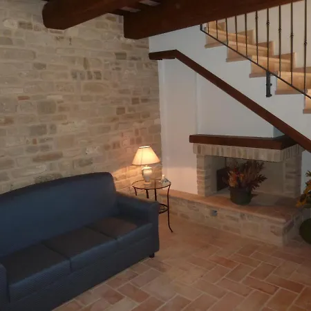 Croce Rossa Sleeps 12 Pool Wifi فيلة *