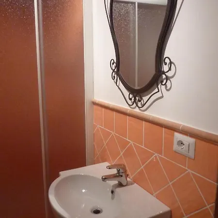 Croce Rossa Sleeps 12 Pool Wifi * Rovetino